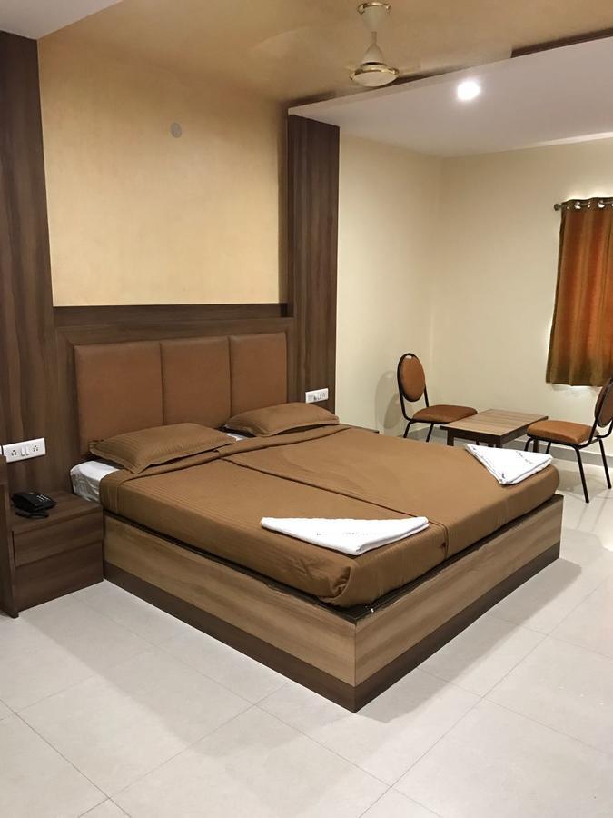 Hotel Dwaraka Paradise Haydarabad Dış mekan fotoğraf